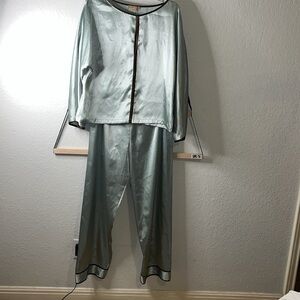 Sensara slinky light Mint green women’s pajamas. Chocolate trim. S. Medium.